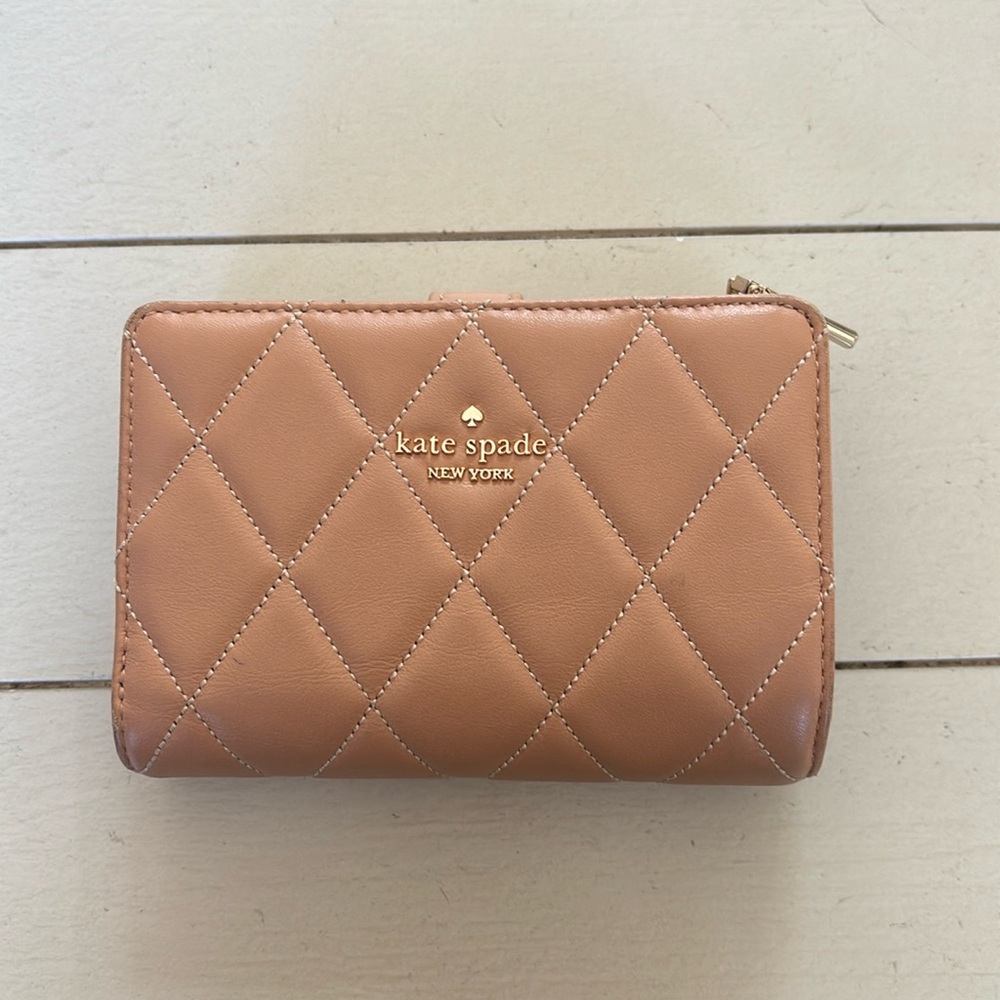 Kate ♠️ Spade Carey Medium Compact Bifold Wallet